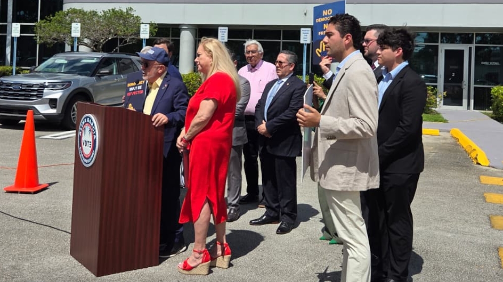 Weston Commissioner Fabio Andrade speaking at the press conference announcing voting locations and schedule for the Colombian elections.